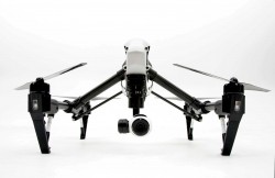 Квадрокоптер DJI Inspire 1 V2.0 с камерой Zenmuse X3 4K (1 пульт)