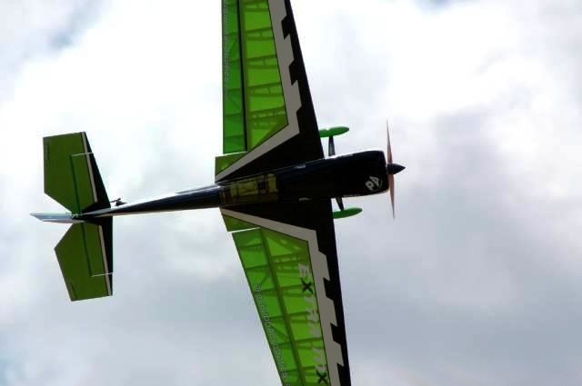 aerobatics extra mx зеленый