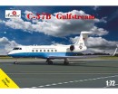 Сборная модель Amodel Реактивный самолет C-37B Gulfstream 1:72 (AMO72327)