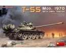Сборная модель MiniArt Средний танк Т-55 образца 1970 г. с траками ОМШ 1:35 (MA37064)