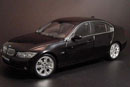 1:18 BMW 330i SEDAN (E90) R BLACK (Kyosho Die-Cast, DC08731RB)