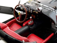 Коллекционная модель автомобиля СMC Ferrari 250 Testa Rossa 1958 Pontoon Fender (#DM 124, 1/18 LE)