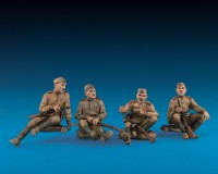 Сборные фигурки MiniArt Cоветская пехота на отдыхе (1943-45 гг.) 1:35 (MA35001)