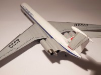 Сборная модель Звезда советский пассажирский авиалайнер «Ил-62М» 1:144