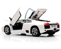 Коллекционный автомобиль Maisto Lamborghini Murcielago LP640 1:18, белый