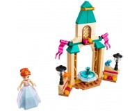Конструктор LEGO Disney Princess Подвір'я палацу Анни 74 детали (43198)