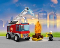 Конструктор Lego City Пожарная машина с лестницей, 88 деталей (60280)
