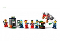 Конструктор LEGO City Погоня полиции в банке 915 деталей (60317)