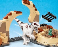 Конструктор Lego Jurassic World Атроцираптор: Погоня на мотоциклі 169 деталей (76945)