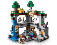 Конструктор Lego Minecraft Первое приключение, 542 детали (21169)
