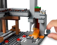 Конструктор Lego Minecraft Первое приключение, 542 детали (21169)