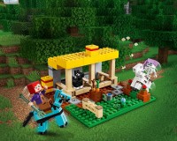 Конструктор Lego Minecraft Стайня, 241 деталь (21171)