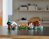 Конструктор Lego Minecraft Аванпост разбойников, 303 детали (21159)