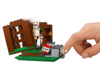 Конструктор Lego Minecraft Лігво розбійників, 303 деталі (21159)