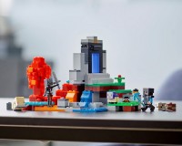 Конструктор Lego Minecraft Разрушенный портал, 316 деталей (21172)