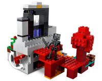 Конструктор Lego Minecraft Зруйнований портал, 316 деталей (21172)