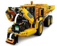 Конструктор Lego Technic Самосвал Volvo 6х6, 2193 детали (42114)