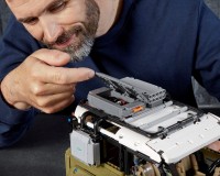 Конструктор Lego Technic Land Rover Defender, 2573 детали (42110)