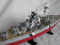 Сборная модель Звезда линкор «Бисмарк» 1:400