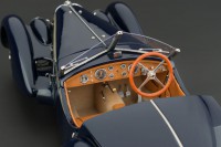 Коллекционная модель автомобиля CMC Bugatti 57 SC Corsica Roadster 1938