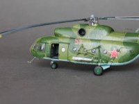 Збірна модель Зірка радянський багатоцільовий вертоліт «Мі-8Т» 1:72