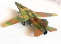 Сборная модель Звезда советский истребитель-бомбардировщик «МиГ-23МЛД» 1:72