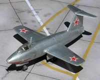 Сборная модель Amodel Cоветский истребитель I-270 Soviet interceptor 1:72 (AMO7212)