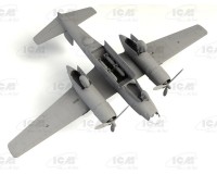 Сборная модель ICM Американский бомбардировщик A-26С-15 Invader, IIМВ 1:48 (ICM48283)