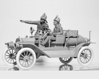 Збірна модель ICM Пожежний автомобіль модель T 1914 з екіпажем 1:24 (ICM24017)