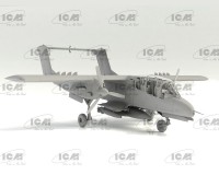Сборная модель ICM Американский ударный самолет OV-10А Bronco 1:48 (ICM48300)