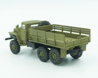 Сборная модель ICM Армейский грузовик Урал-375Д 1:72 (ICM72711)