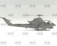 Сборная модель ICM Американский ударный вертолет AH-1G Cobra позднего выпуска 1:32 (ICM32061)