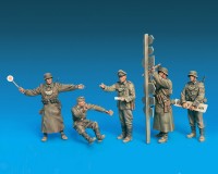 Сборные фигурки MiniArt Немецкая полевая жандармерия, специальное издание 1:35 (MA35315)