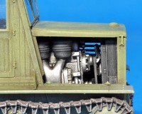 Збірна модель MiniArt Радянський артилерійський тягач Я-12 раннього випуску 1:35 (MA35052)