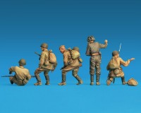 Сборные фигурки MiniArt Едущие советские солдаты, специальное издание 1:35 (MA35281)