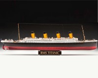 Подарунковий набір Revell «До 100-річчя спорудження» з моделлю корабля Титанік 1: 400 (RVL-05715)