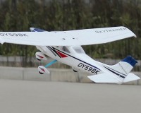 Літак Dynam Cessna 182 Sky Trainer 1280mm SRTF (GAVIN-6C) зі стабілізацією