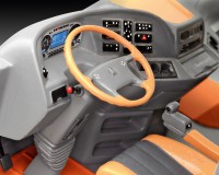 Збірна модель сідельного тягача Revell Mercedes-Benz Actros MP3 1:24 (RV07425)