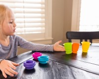 Сенсорна іграшка Fat Brain Toys Suction Kupz Склянки-присоски для сортування (FA183-1)