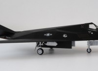 Сборная модель Звезда американский истребитель-бомбардировщик «F-117A» Стелс 1:72