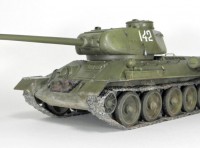 Сборная модель Звезда советский средний танк «Т-34/85» (1944 г.) 1:35