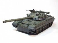 Збірна модель Зірка російський основний бойовий танк «Т-80УД» 1:35