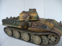 Збірна модель Зірка німецький середній танк Т-V «Пантера» 1:35 (подарунковий набір)