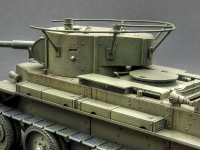 Збірна модель Tamiya радянського танка БТ-7 в масштабі 1/35 (35309)