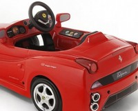 Детский автомобиль Toys Toys Ferrari California 12V (красный)
