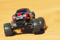 Монстр Traxxas Stampede VXL 1:10 4WD Brushless RTR Red