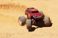 Монстр Traxxas Summit VXL 1:16 Brushless 4WD RTR Red