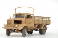 Сборная модель Звезда немецкий тяжёлый грузовик «L 4500A» 1:35