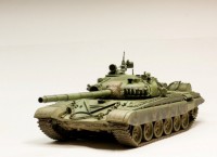 Збірна модель Зірка російський основний бойовий танк «Т-72А» 1:35