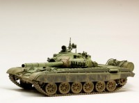 Збірна модель Зірка російський основний бойовий танк «Т-72А» 1:35